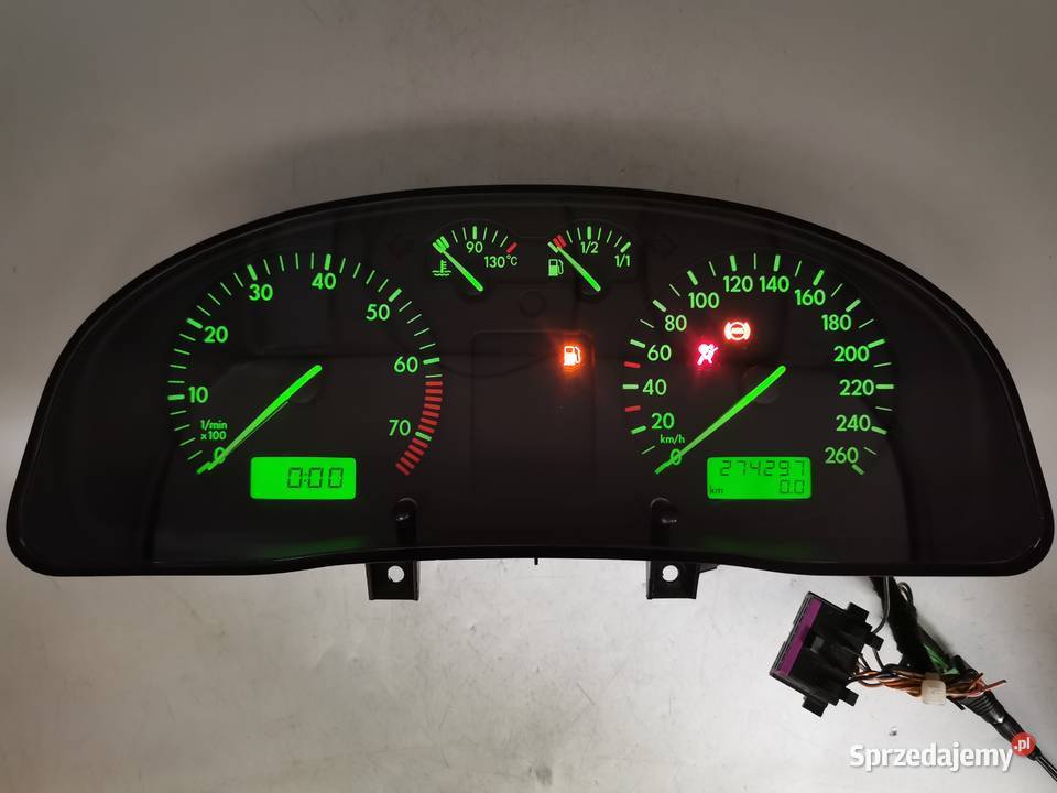 Sterownik Silnika VW Passat B5 18 ADR 8D0907558F