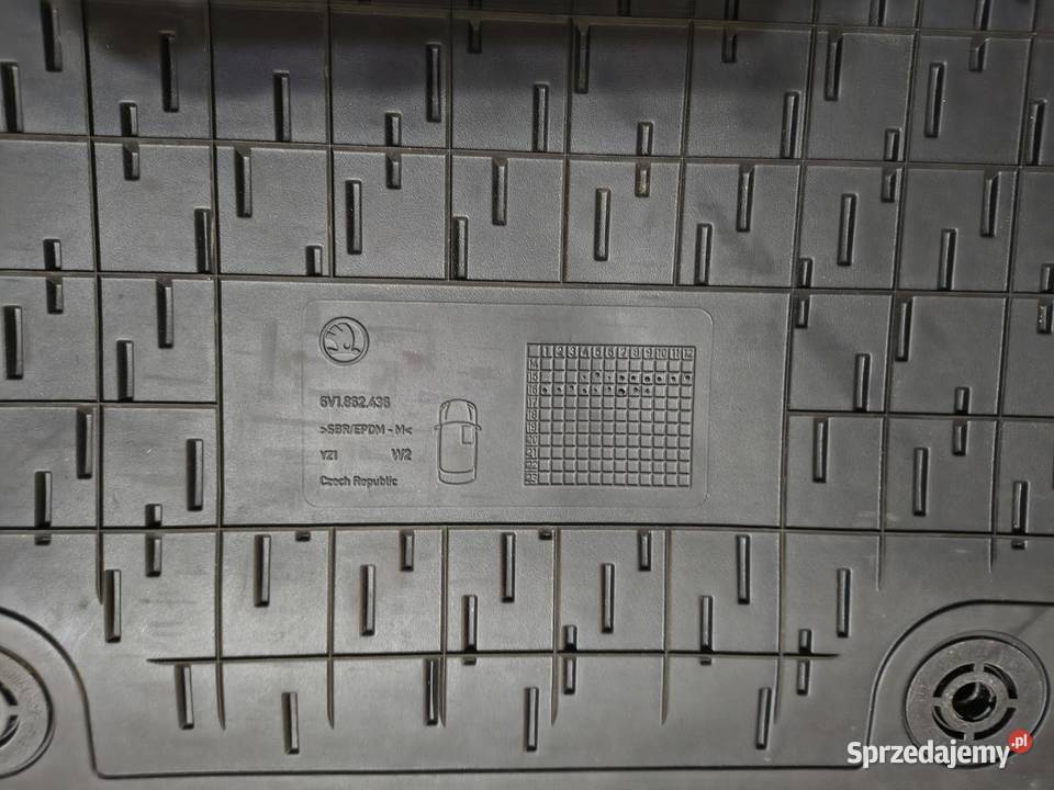 Sprzedam dywaniki gumowe do Skoda Fabia nowe małopolskie Olkusz