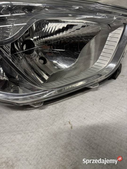 Lampa prawy przód Dacia Dokker Lodgy 1222 Jasienica sprzedam