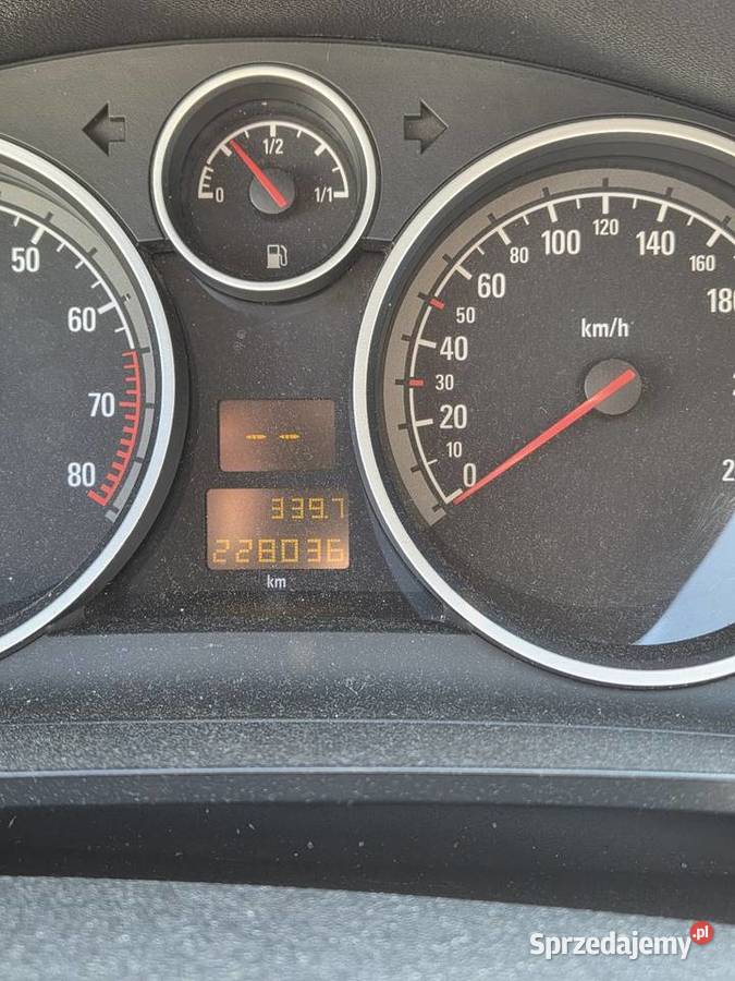 Na sprzedaż opel zafira Koszalin