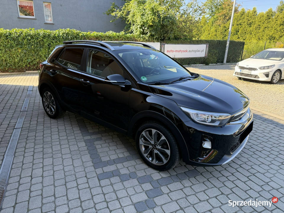 Kia Stonic 10 TGDi 100 Klimatronik CarPlay klimatyzacja Orzech