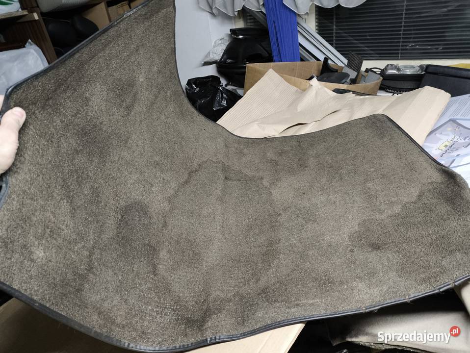 Mercedes 190 W201wykładzina tapicerka podłogi świętokrzyskie Skarżysko-Kamienna