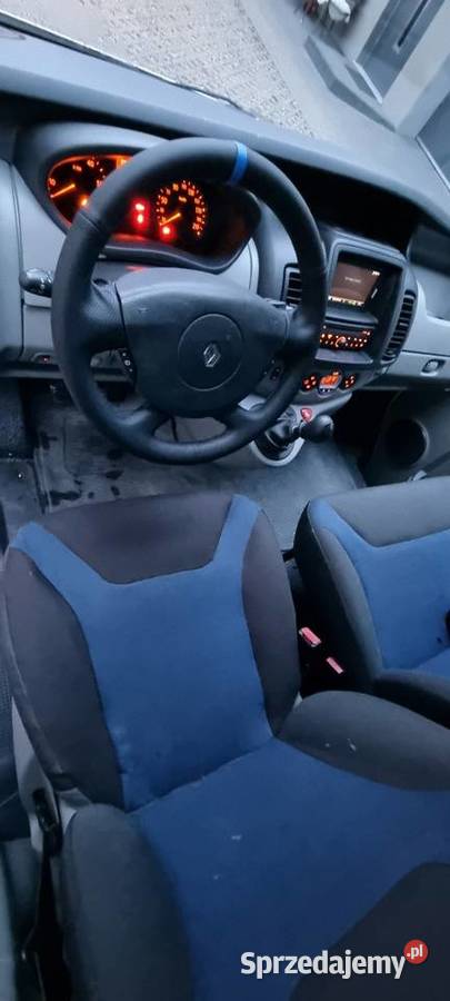 Renault Trafic L2H1 bezwypadkowy Napęd przednia oś Renault Marki