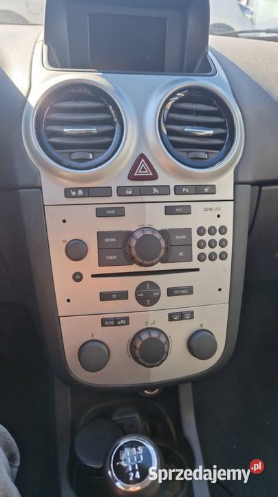Opel corsa 14 Benz full wypas niski przebieg 4/5 Łuków