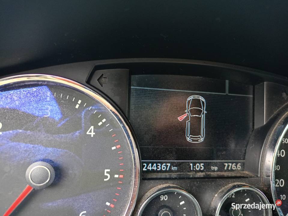 Sprzedam Volkswagena Tuareg automatyczna Serby