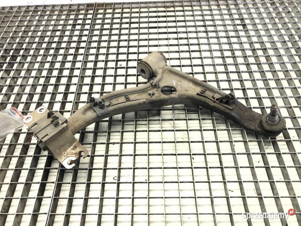 WAHACZ PRAWY PRZÓD MERCEDES W246 Minivan 1118 Motoryzacja sprzedam