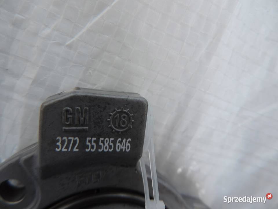 Wysprzęglik z łożyskiem Opel Adam nowy 55585646 sprzedam