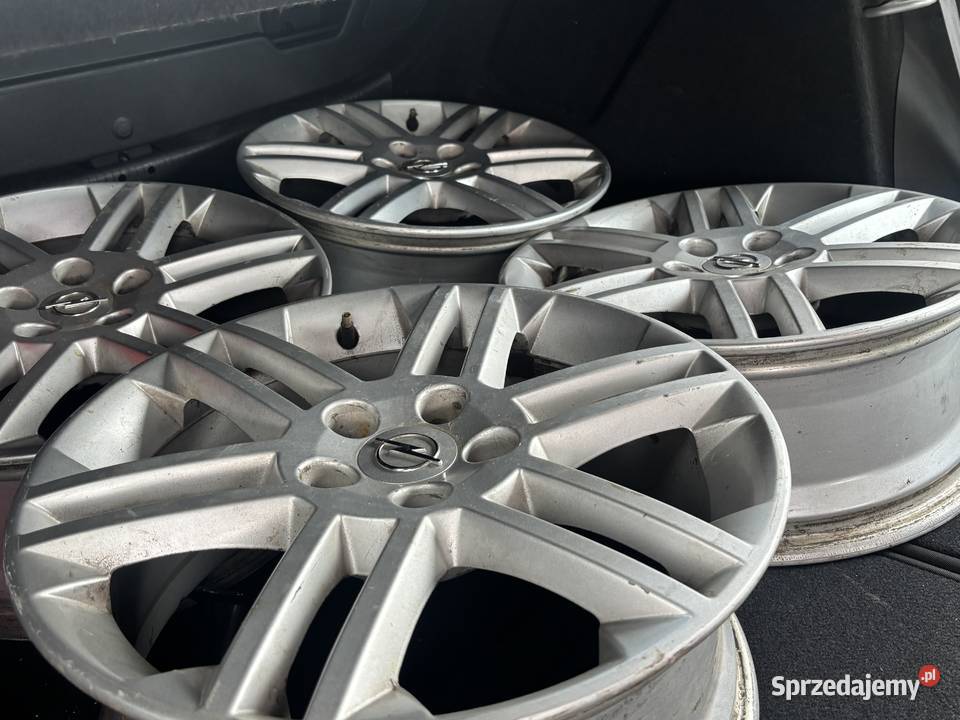 Opel Astra 2015r Gwarancja manualna Paniówki