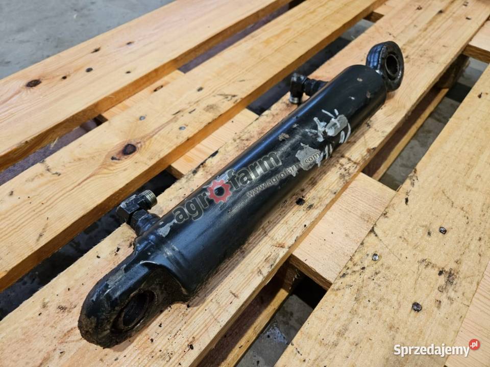 Siłownik skrętu Case Puma 130 145 150 Byków sprzedam