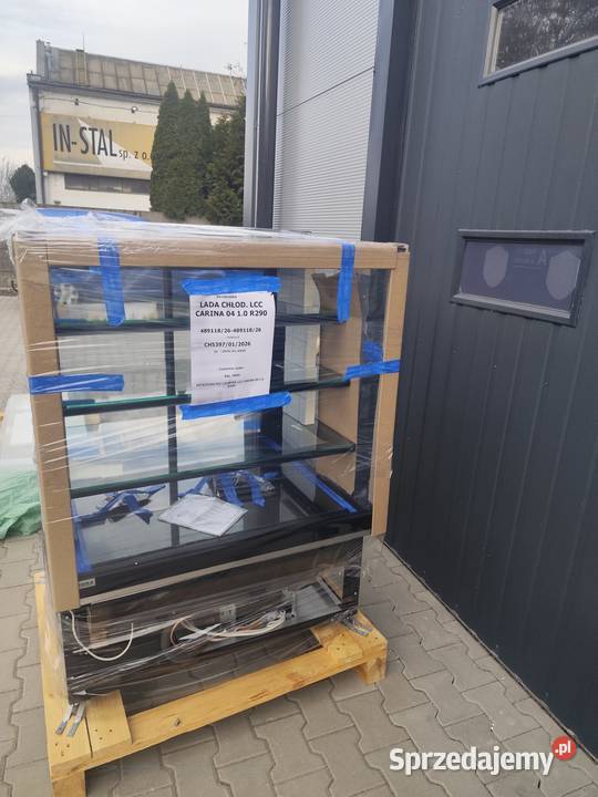 Witryna Cukiernicza CARINA 04 DOSTĘPNA Gastronomia