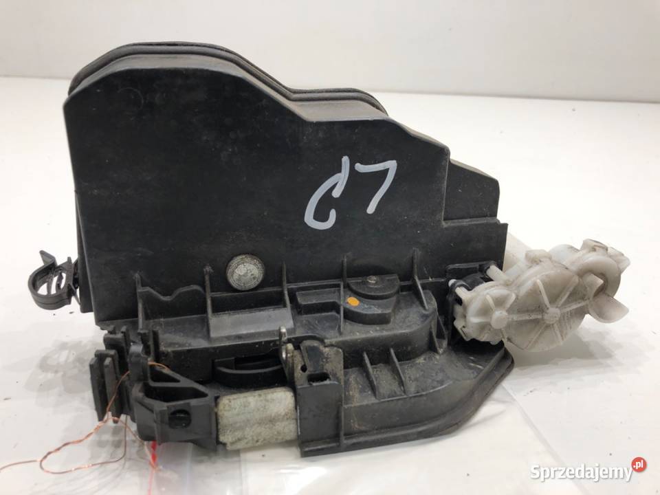 ZAMEK DRZWI LEWY PRZÓD BMW E71 SUV 7202143 0714 osobowe