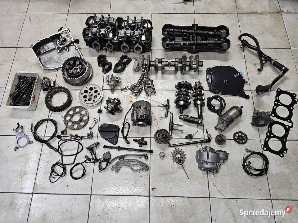 Suzuki GSXR 750 silnik części gsxr750 wał Jelenia Góra
