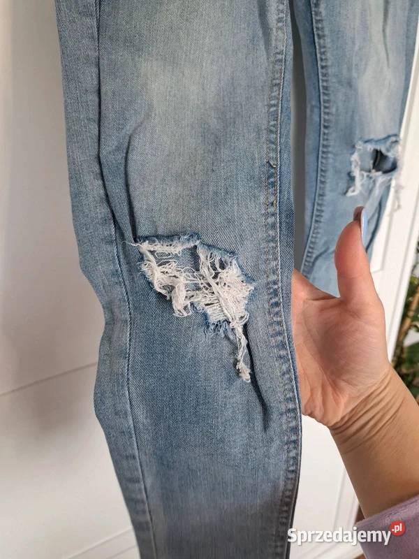 Czarne rurki z przetarciami klasyka w Moda i Styl Trąbki Wielkie sprzedam