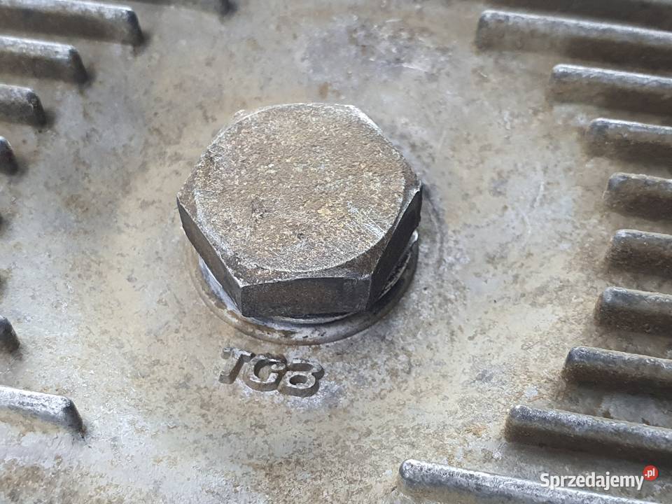 DEKIEL POKRYWA SPUSTU OLEJU SRUBA TGB BLADE 550 Janowice