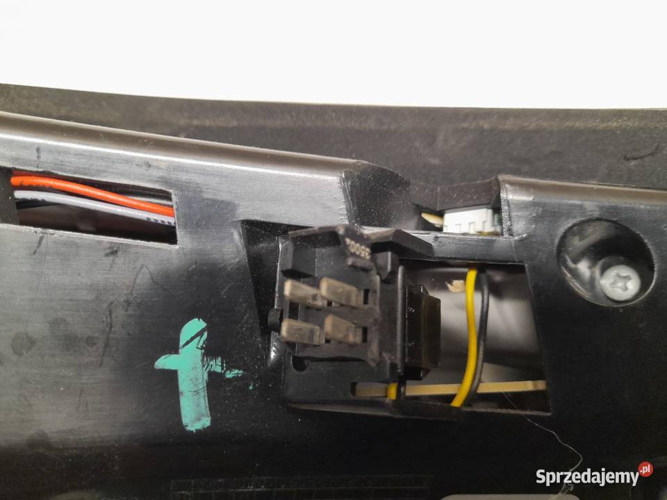 AUDI Q3 LAMPA TYLNA PRAWA LED 8U0945094A