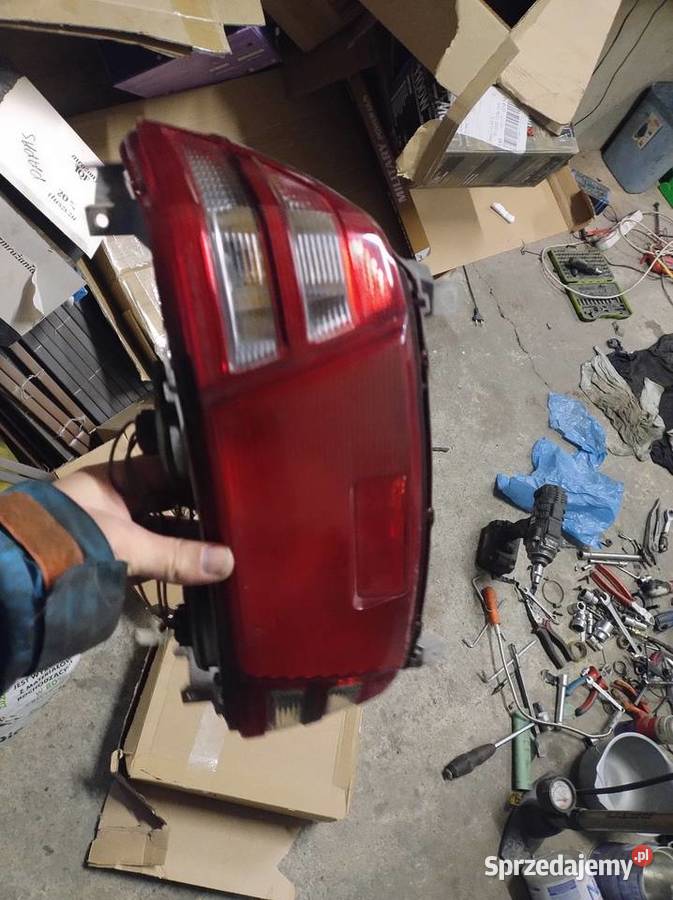 Suzuki Burgman AN 400 lampa tył Dębica