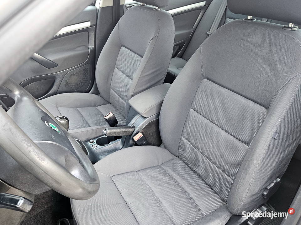 SKODA OCTAVIA 16 BENZYNA 102 KLIMATYZACJA 2 Rok produkcji 2005 warmińsko-mazurskie Jonkowo