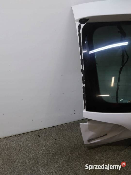 KLAPA TYŁ SZYBA USZKODZONA Skoda Scala I 2019 sprzedam
