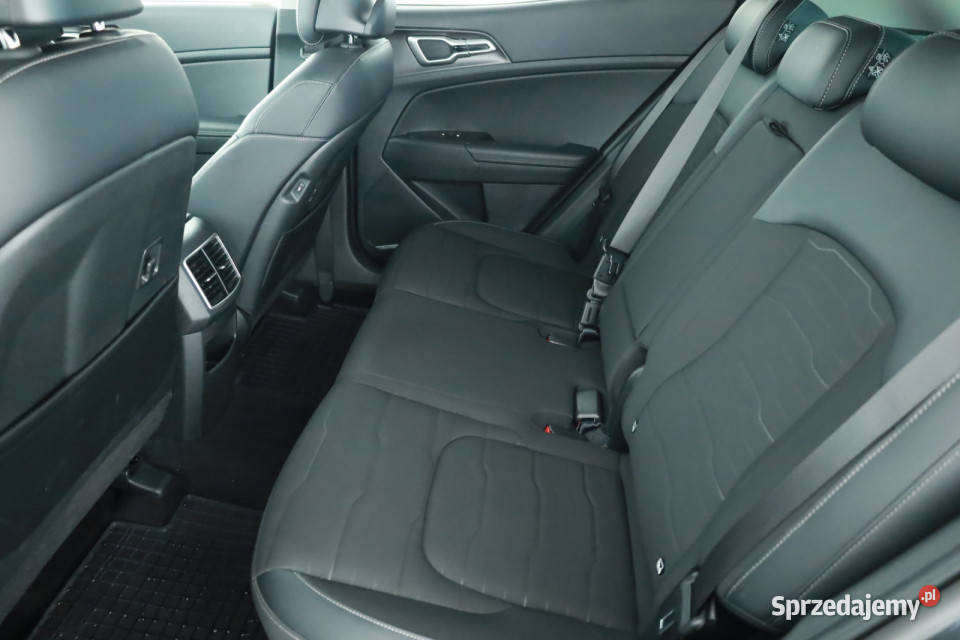 Kia Sportage 16 TGDI SUV Samochody osobowe