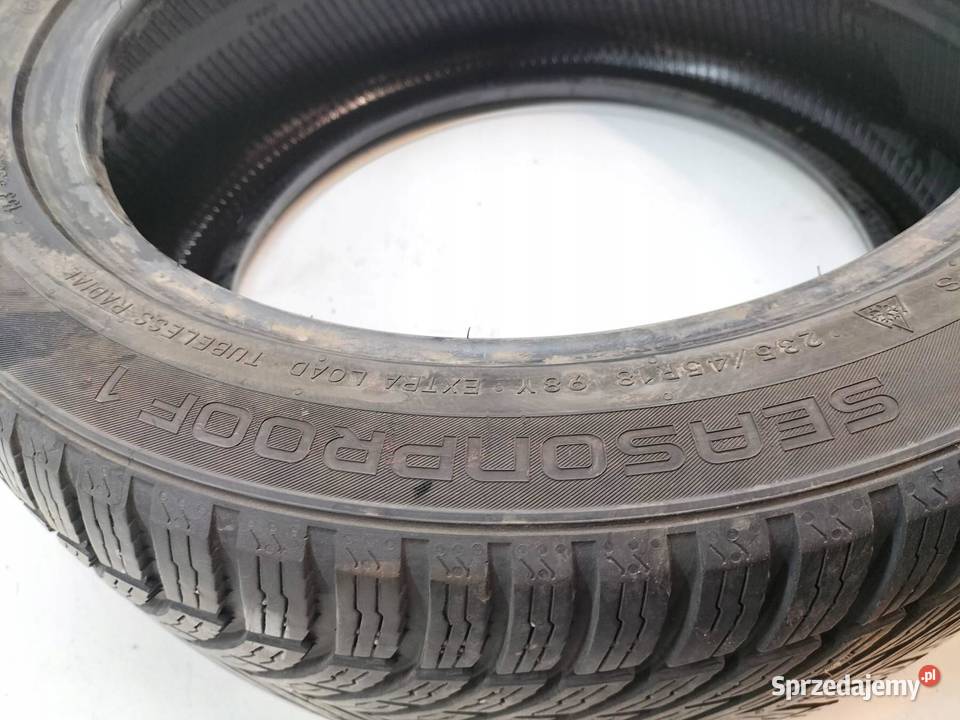 OPONA CAŁOROCZNA NOKIAN SEASONPROOF 1 23545R18
