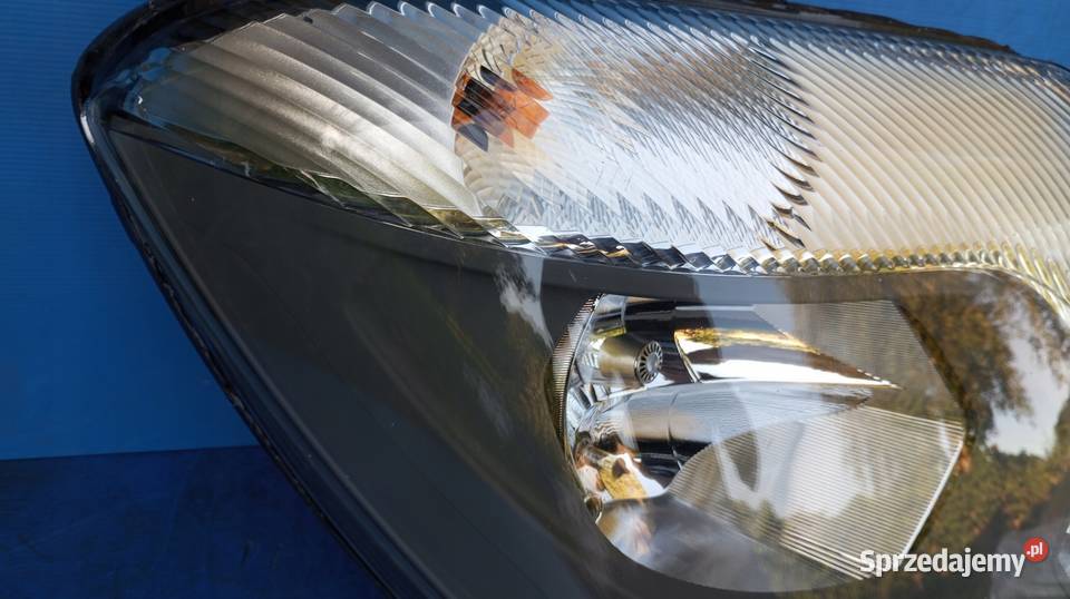 LAMPA PRAWY PRZÓD REFLEKTOR EU MERCEDES SPRINTER