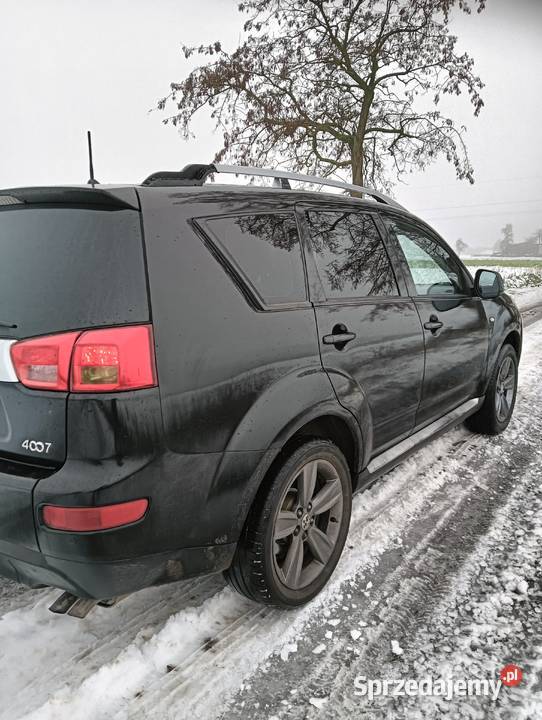 Sprzedam tanio peugeot 4007 2013 do małych sprzedam