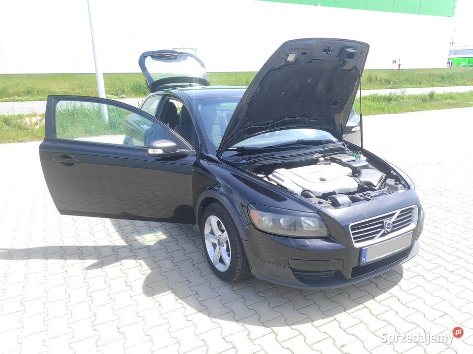 Zamiana VOLVO C30 24 D5 2008 r salon Polska Kępno