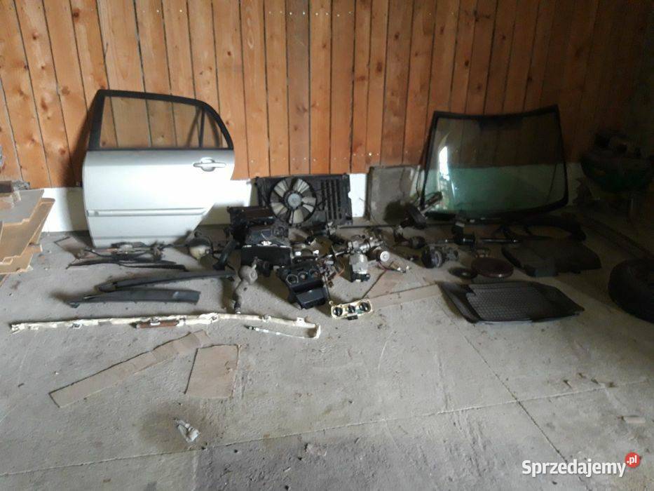 Corolla e12 cześci drzwi fotele abs belka szyba Brzesko