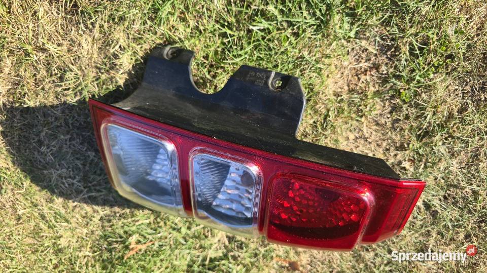 Lampa prawy tył EUROPA Suzuki Grand Vitara 2 Świdnica