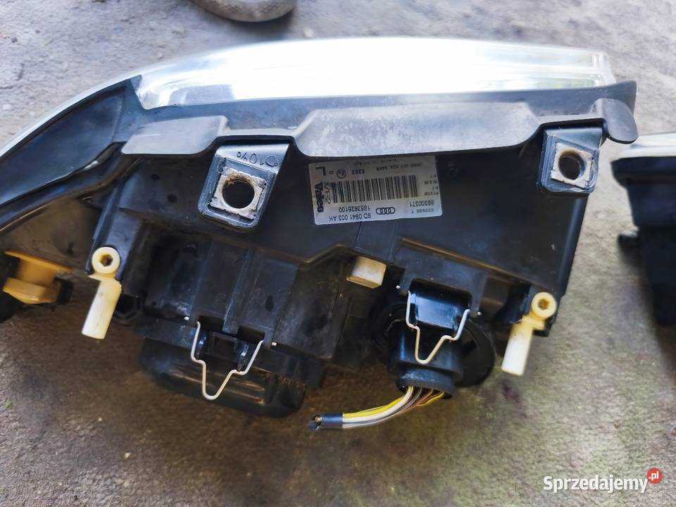 Audi a4 B5 lampy przód przednie Lampy przednie Kraśnik sprzedam