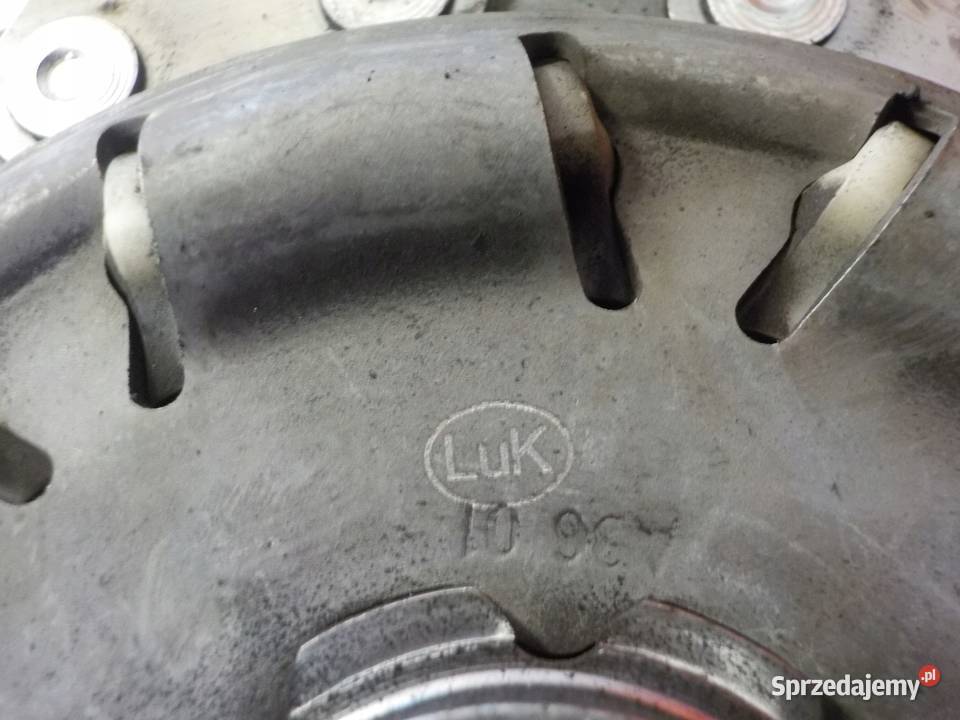 SCIROCCO GOLF JETTA 20 TDI 11r 140 CBD sprzeglo osobowe Suków