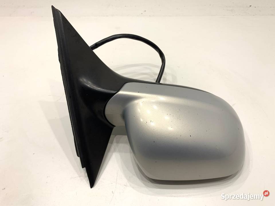 LUSTERKO PRAWY VW PASSAT B5 Hatchback 9601