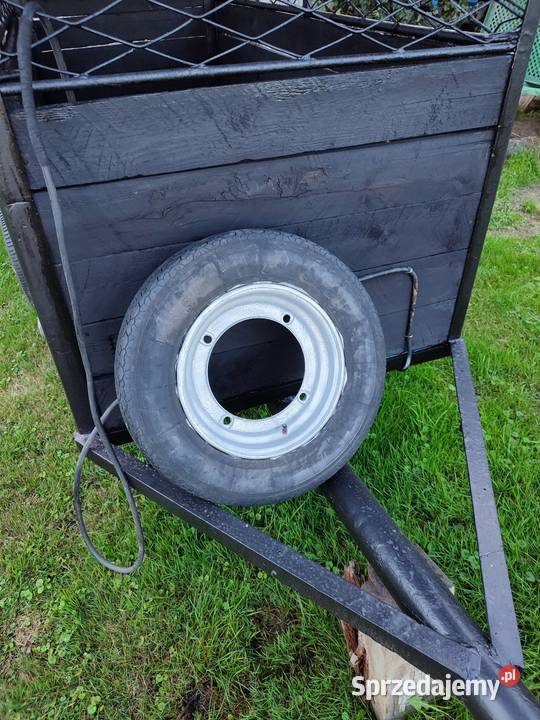 Przyczepka do przewozu bydła rolnicza Przyczepy rolnicze sprzedam