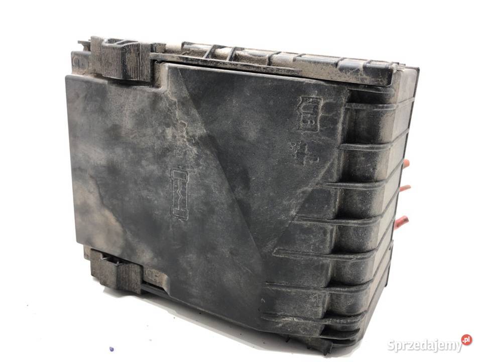 SKRZYNKA BEZPIECZNIKÓW VW TIGUAN 3C0937125A SUV podkarpackie