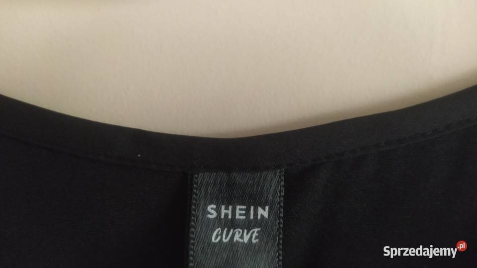 Śliczna czarna letnia bluzka Shein 5052