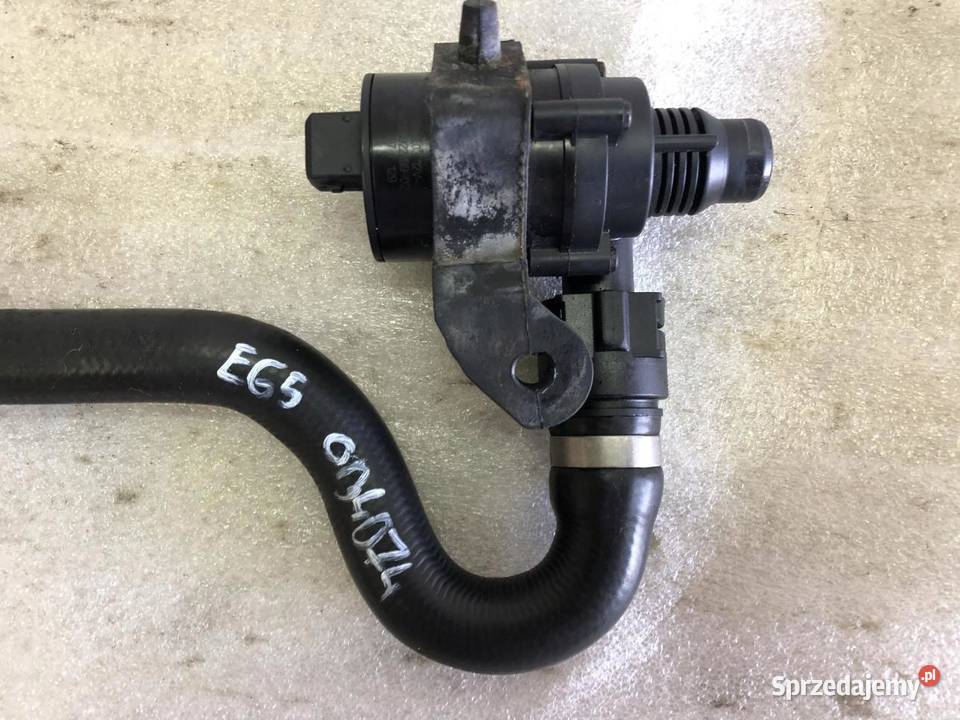 POMPA WODY PRZEWODY 6922990 BMW E65 30D