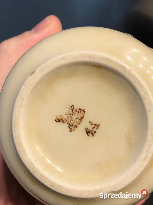 Kubki barowe PRL Tułowice koloru beżowego zestaw sprzedam