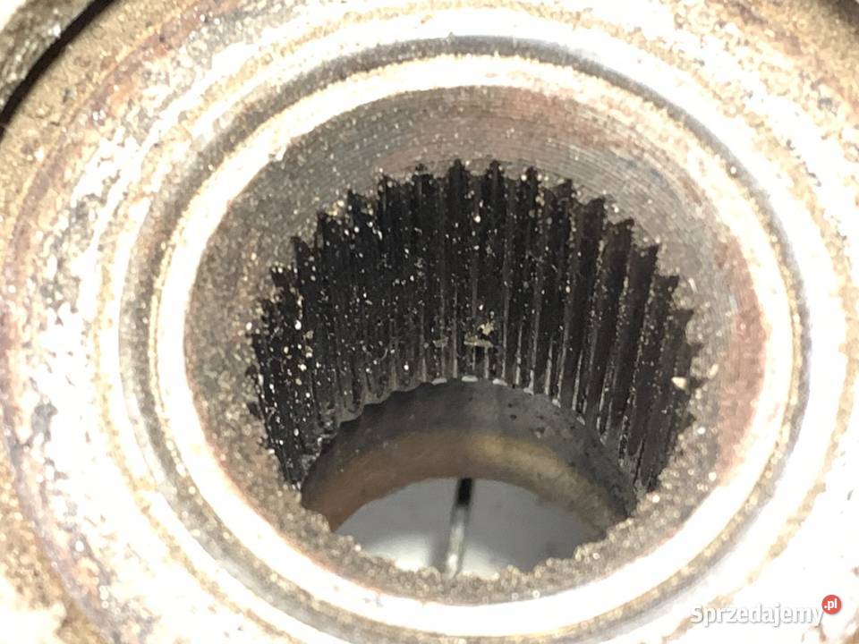 ZWROTNICA LEWY PRZÓD VW PASSAT B8 20 190 Zwrotnice podkarpackie