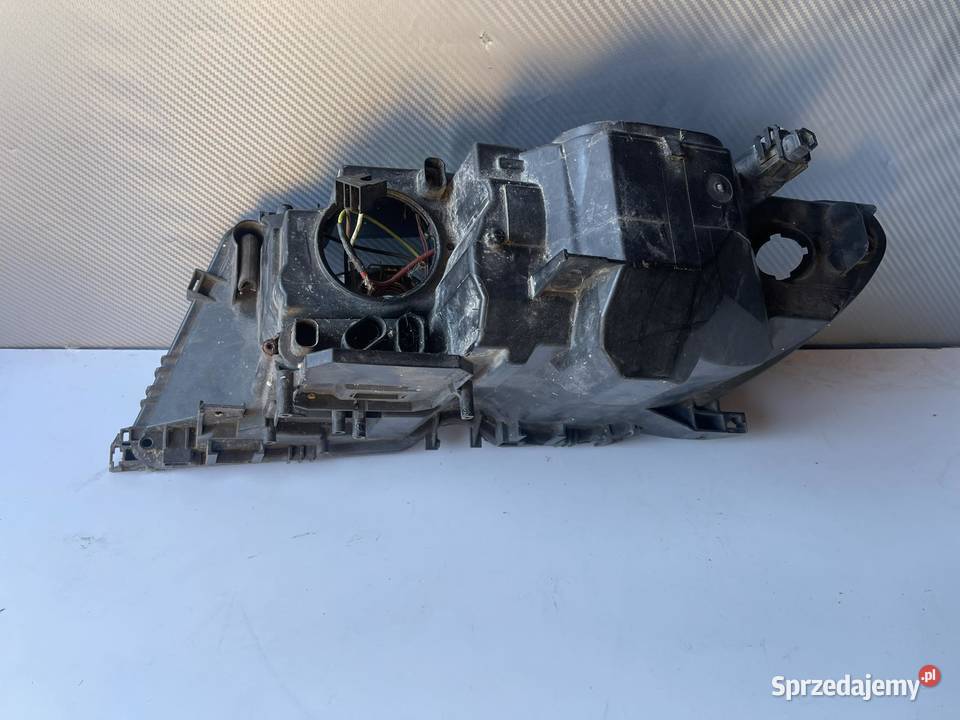 BMW E46 LIFT COUPE PRAWA LAMPA NA CZĘŚCI