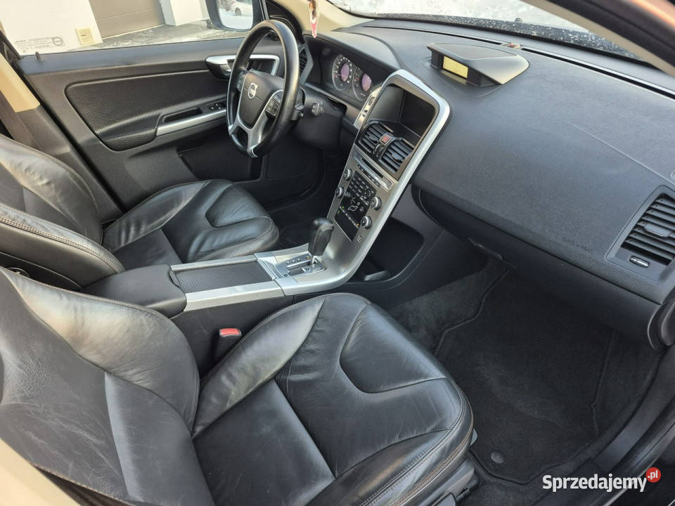 Volvo XC 60 24 dizel 5 cilindry automat skóra gniazdo AUX