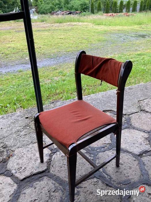 Krzesła drewniane vintage z okresu PRL Jeleśnia