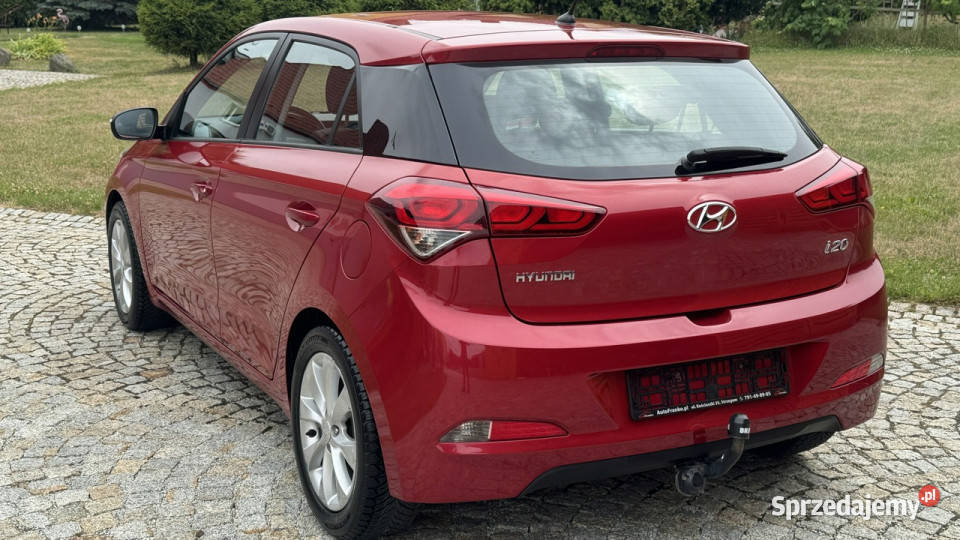 Hyundai i20 125 Benzyna 85 z Niemiec Nowe opony Strzegom sprzedam