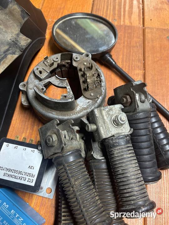 thumbnail image 2 of AWINA 16 Inch Inner Tube 3.50-16 For Simson, MZ, Jawa, ETZ, TS - Central Metal Valve - Vintage Moped 2 of 6