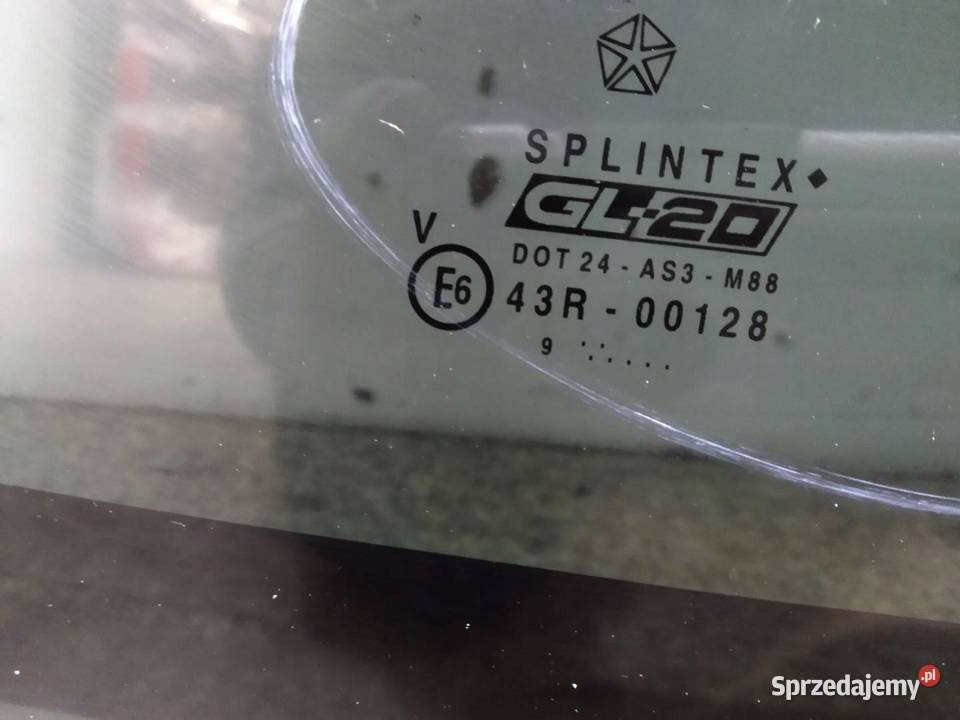 SZYBA TYLNA UCHYLNA KLAPY 09 R Jeep Cherokee II Rok produkcji 2000