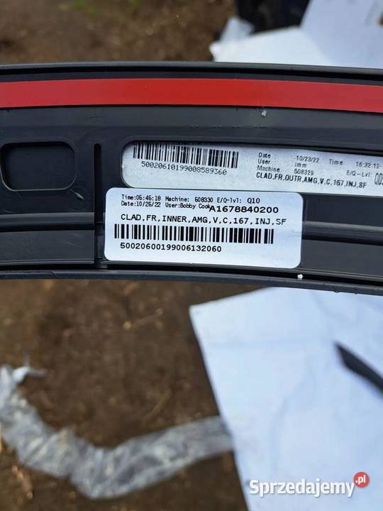 Listwa nakładka na błotnik prawa Mercedes GLE