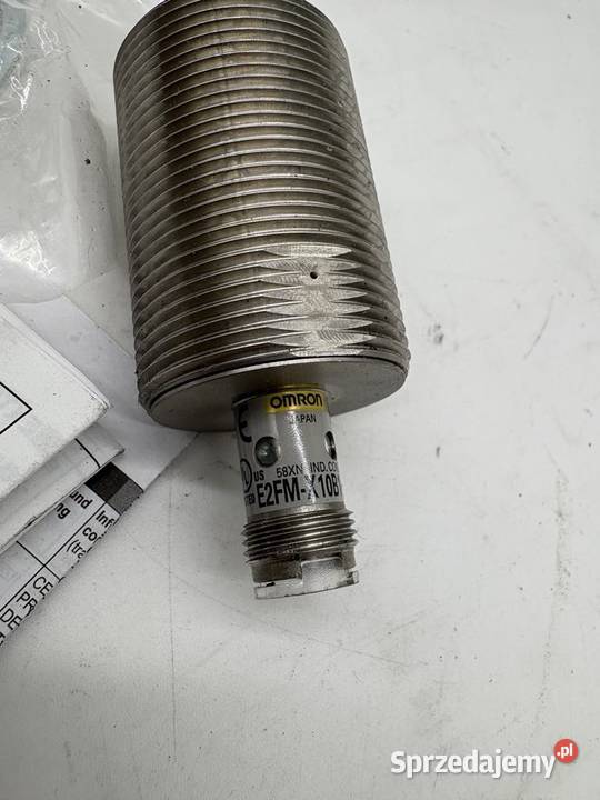 Omron E2FMX10B1M1 Czujnik indukcyjny