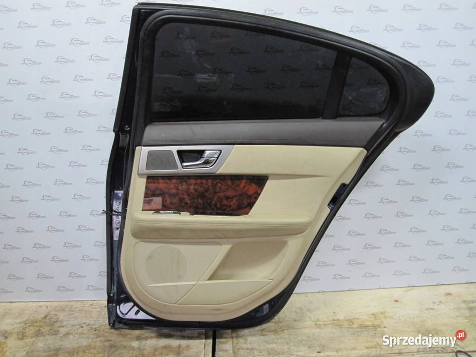JAGUAR XF I 09r drzwi prawe tył