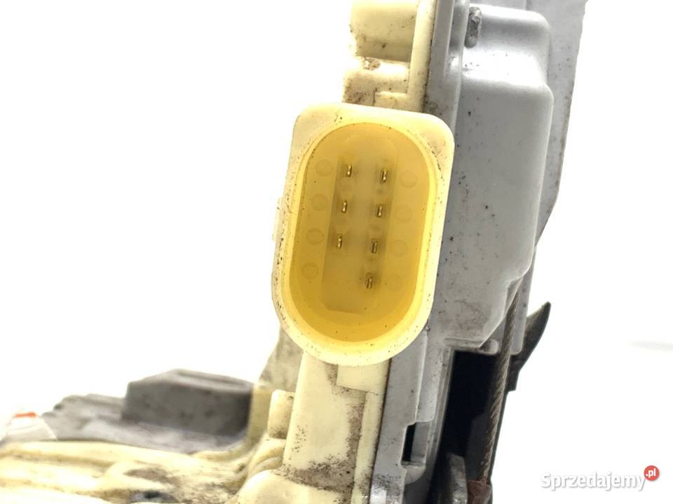 ZAMEK DRZWI PRAWY PRZÓD VW PASSAT B6 Kombi