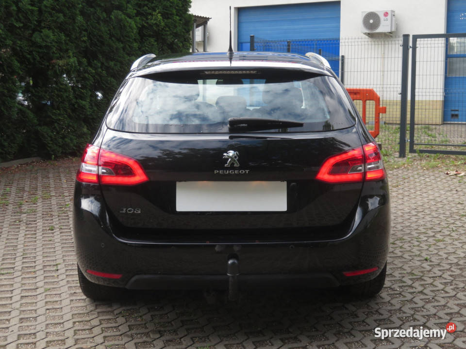 Peugeot 308 16 BlueHDi odtwarzacz DVD Warszawa