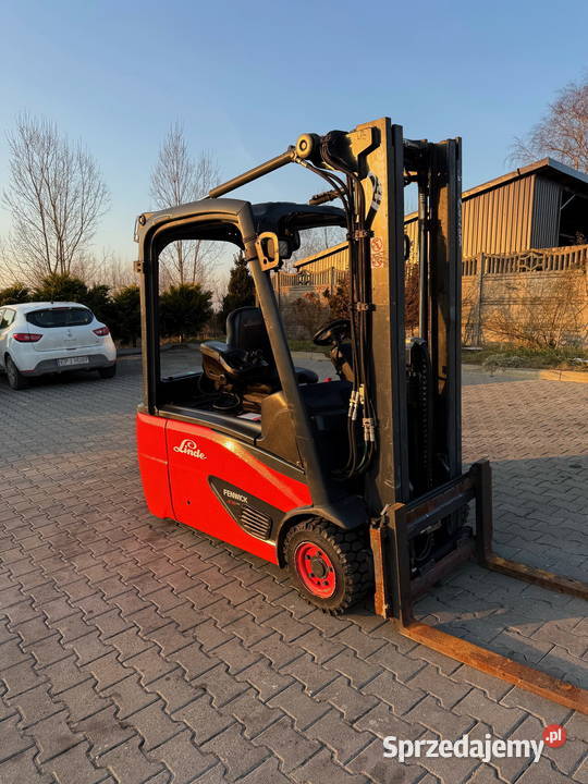 wózek widłowy elektryczny LINDE E16L Triplex elektryczny